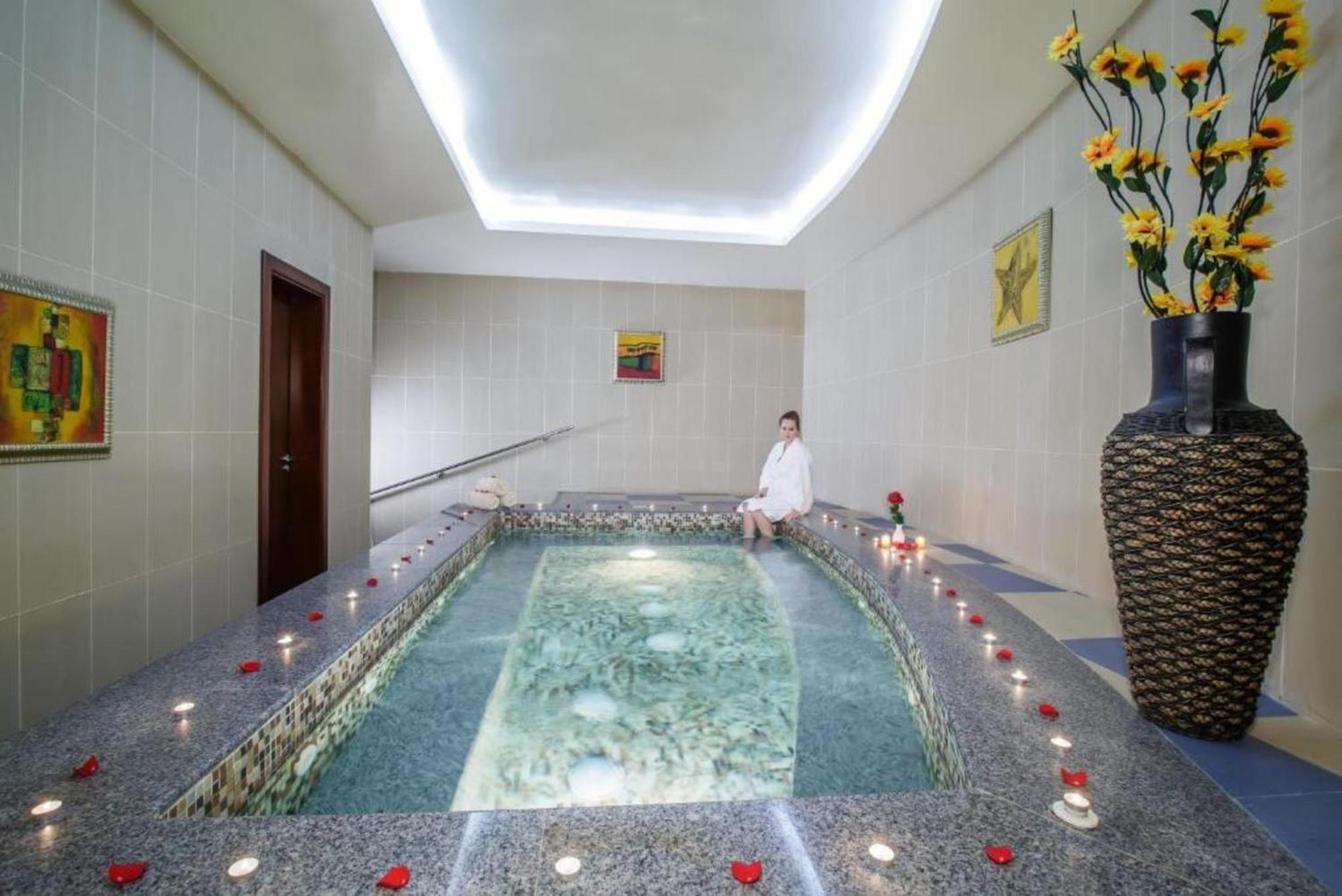 Dancenter Luxe Corniche Hotel Formerly Concorde Hotel Fudzsejra Kültér fotó