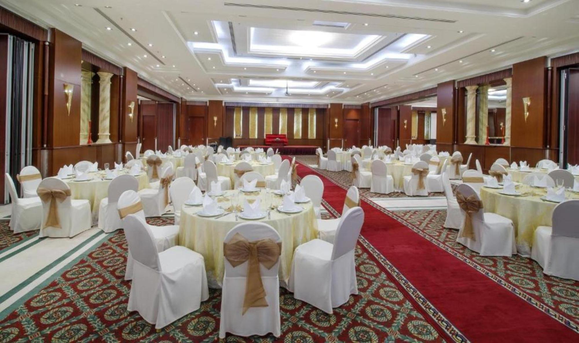 Dancenter Luxe Corniche Hotel Formerly Concorde Hotel Fudzsejra Kültér fotó
