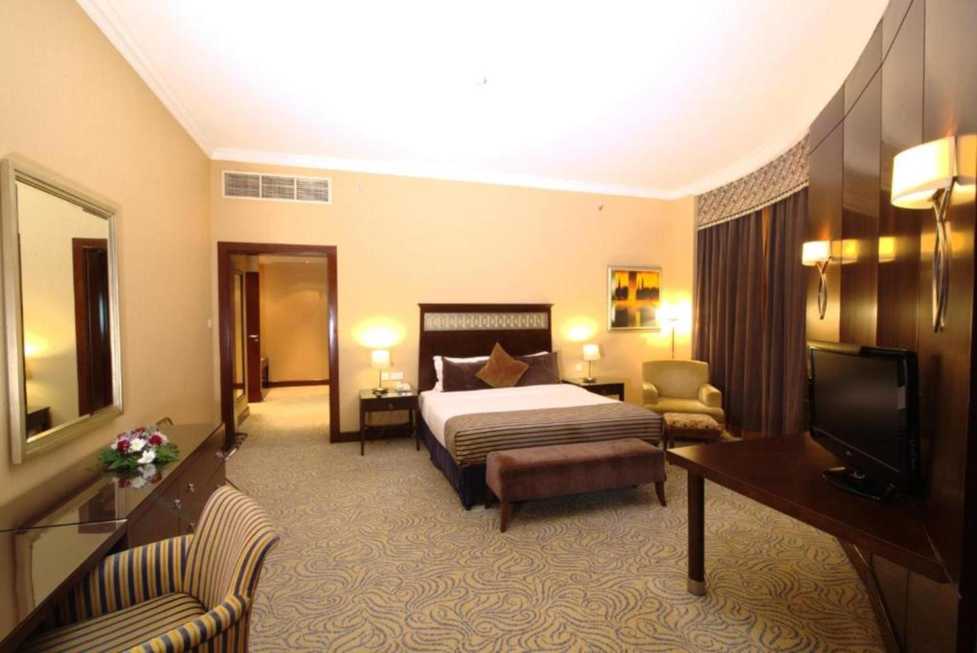 Dancenter Luxe Corniche Hotel Formerly Concorde Hotel Fudzsejra Kültér fotó