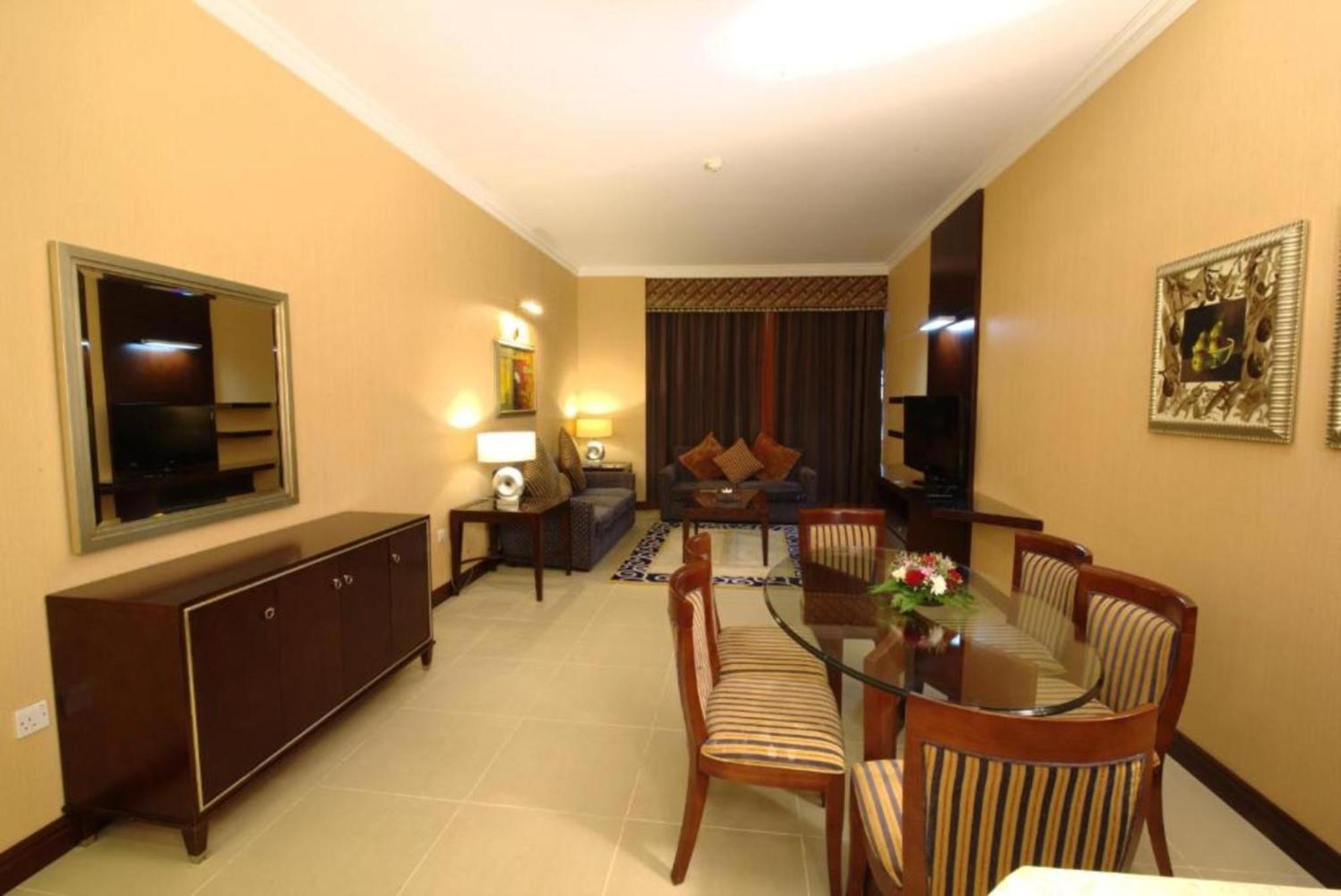 Dancenter Luxe Corniche Hotel Formerly Concorde Hotel Fudzsejra Kültér fotó