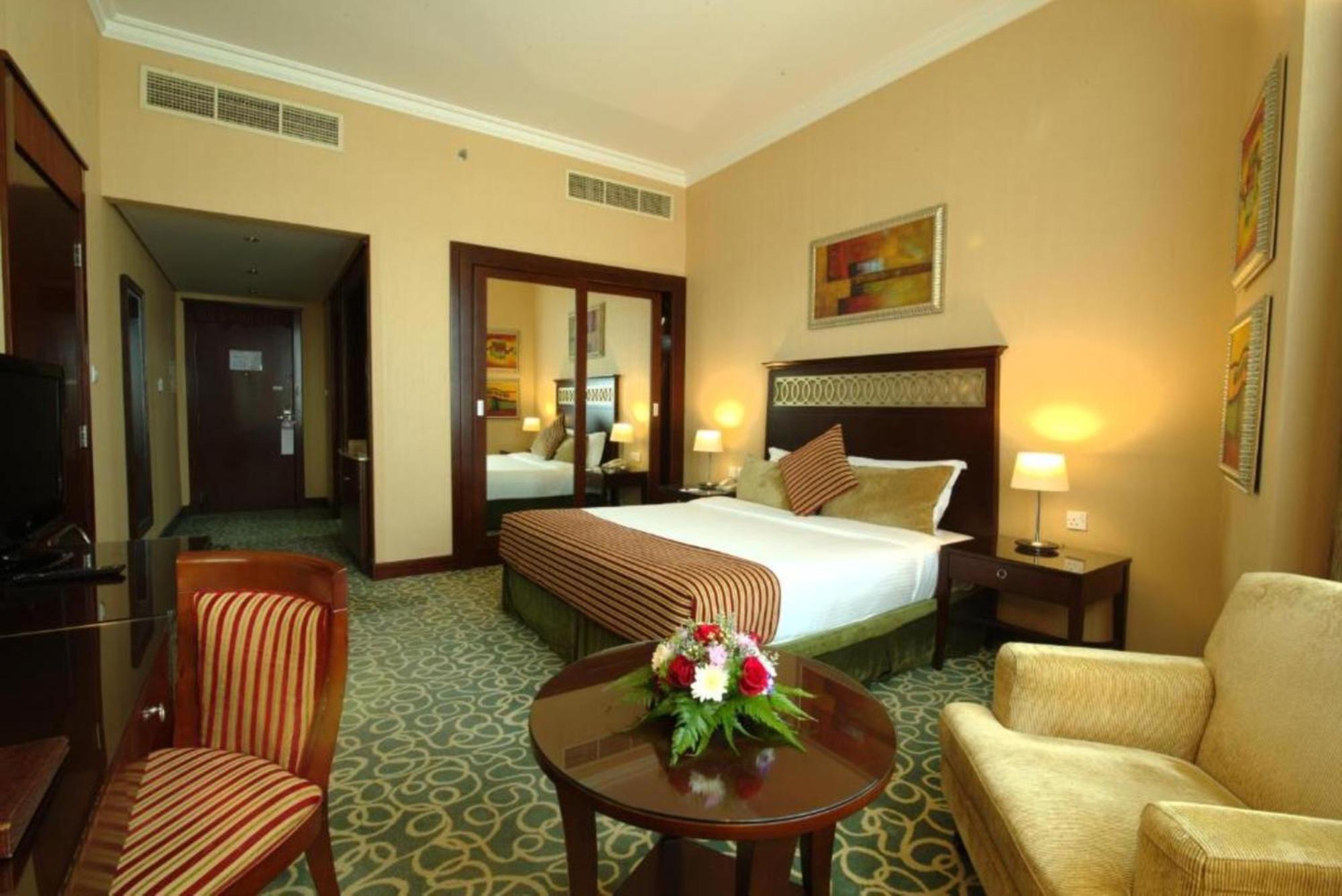 Dancenter Luxe Corniche Hotel Formerly Concorde Hotel Fudzsejra Kültér fotó