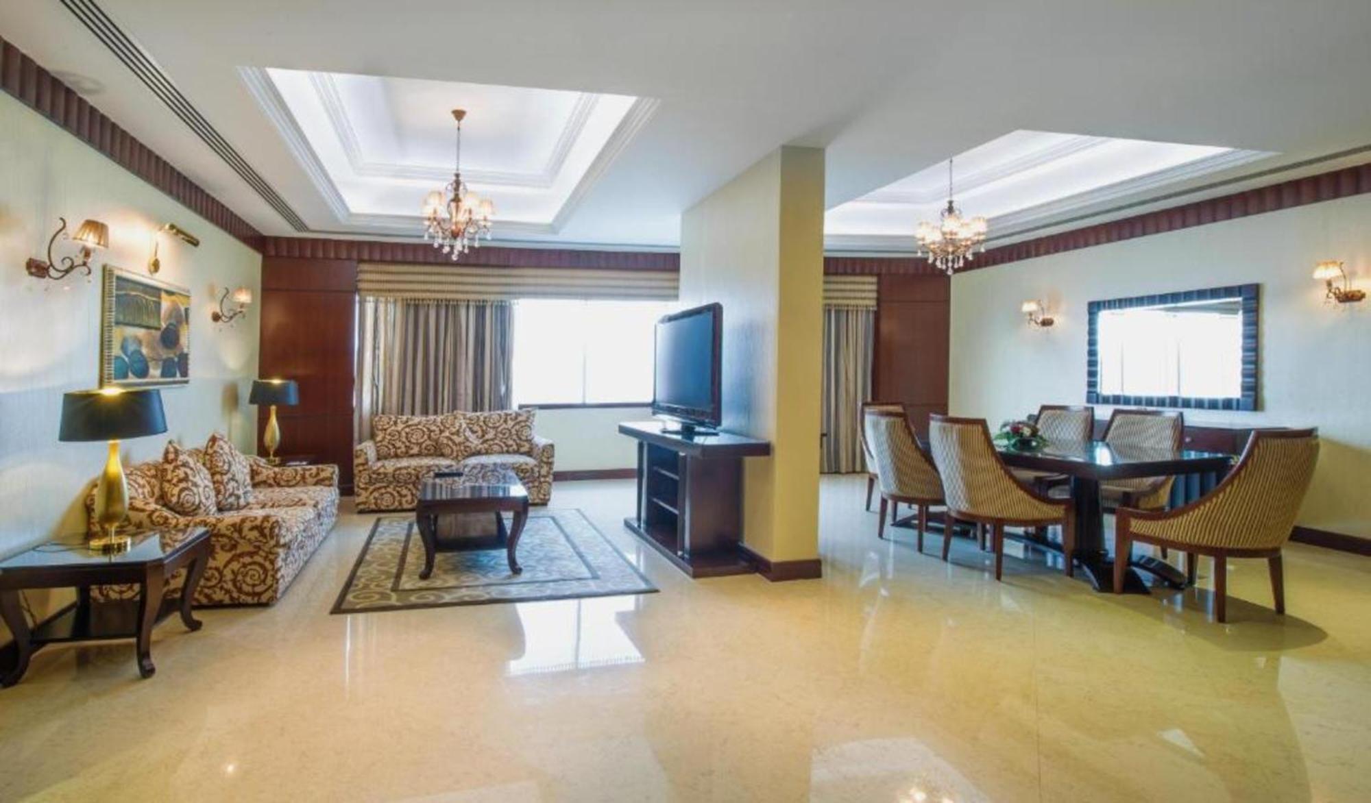 Dancenter Luxe Corniche Hotel Formerly Concorde Hotel Fudzsejra Kültér fotó